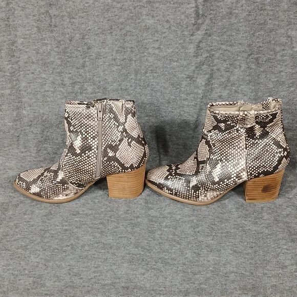 Carlos by Carlos Santana Lydia Ankle Boot Natural Snake Faux Leather Women's 7 - Picture 5 of 14